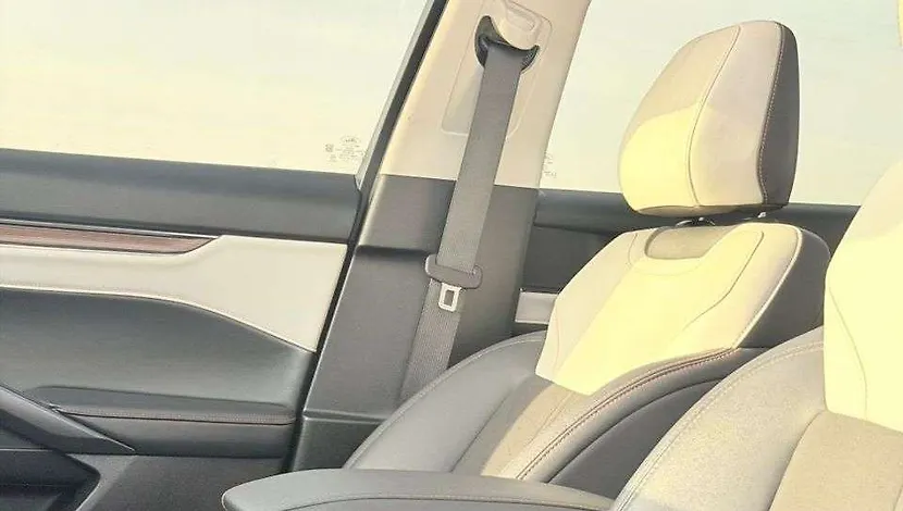 2023 FORD Taurus