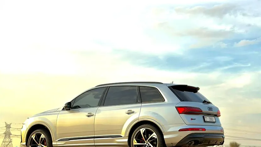 2023 Audi SQ7