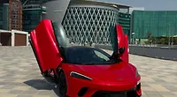 McLaren GT