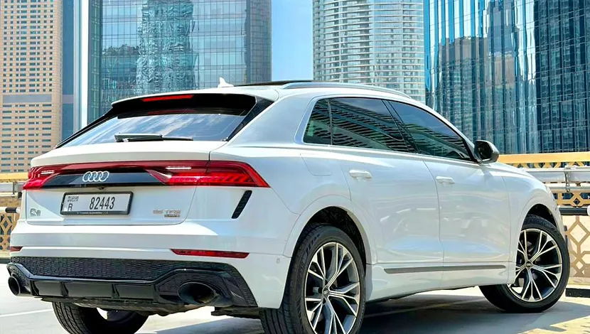 2022 AUDI Q8