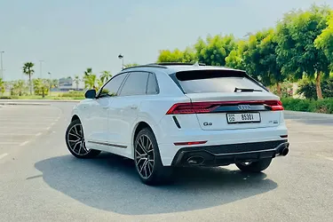 2023 Audi SQ8