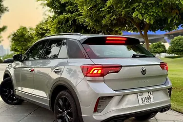 2023 VOLKSWAGEN TROC