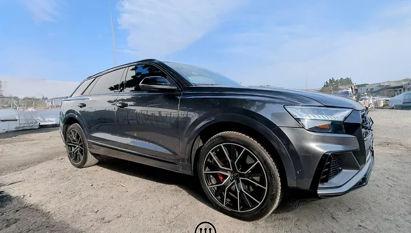 2023 Audi SQ8