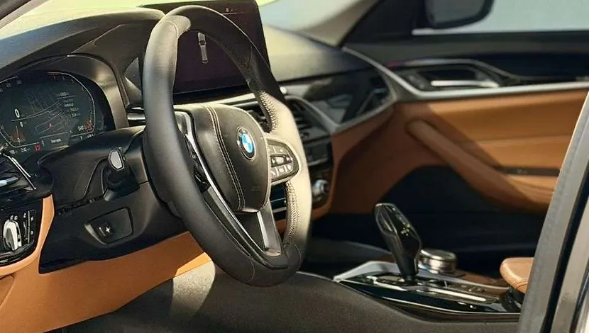 BMW 520I Hatchback