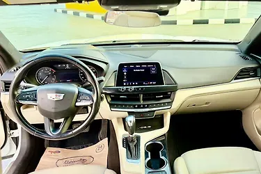 2022 Cadillac CT4 