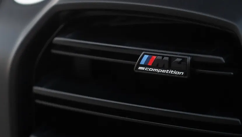 2023 BMW M4