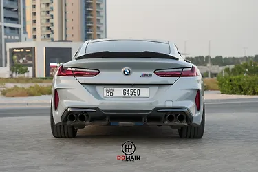 2023 BMW M8