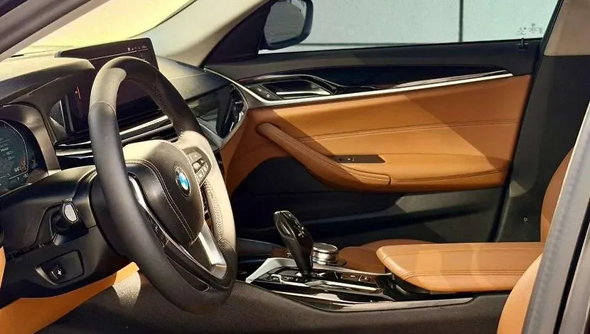 BMW 520I Hatchback